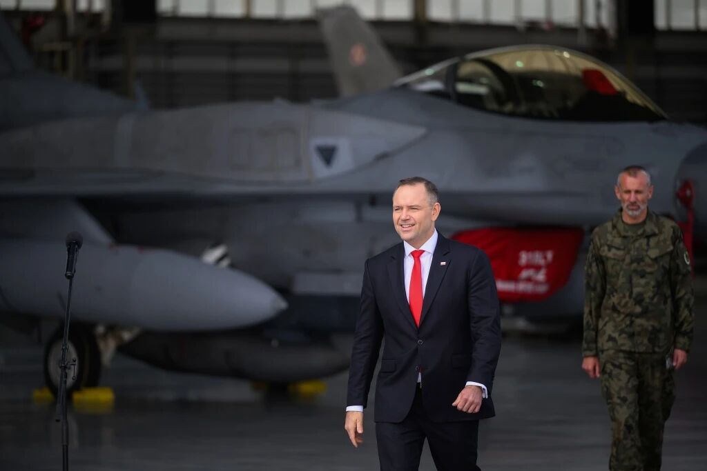 1761370955601067047.jpg bd1ebff66d047ffe619ae7bd62aeac02.jpg